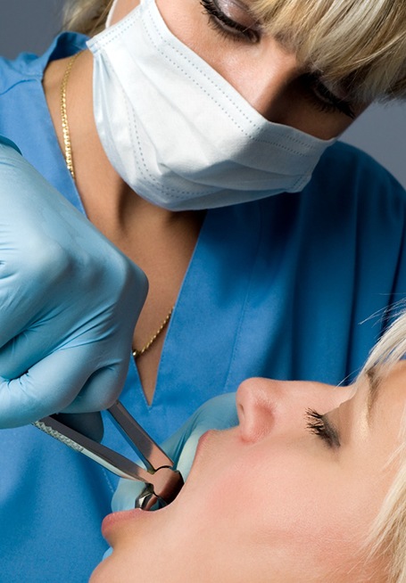 procedure for tooth extractions in Pensacola